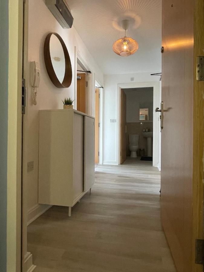 Family Friendly Maritime Apartment Swansea Bagian luar foto