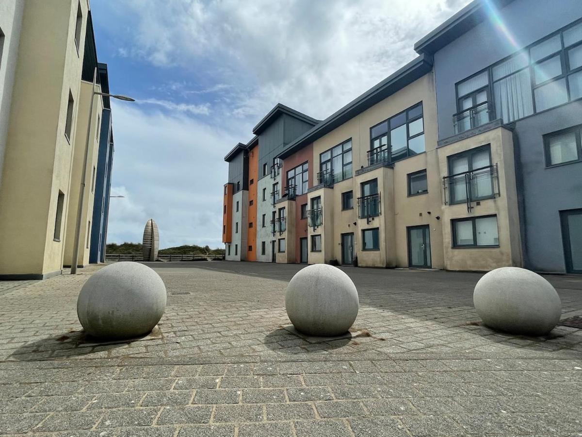 Family Friendly Maritime Apartment Swansea Bagian luar foto